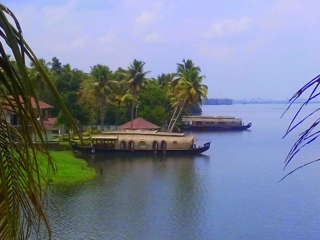 Marari Nest Beach Homestay Mararikulam Exteriör bild